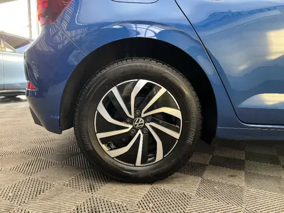 VOLKSWAGEN POLO VI - voiture d'occasion - Photo 23