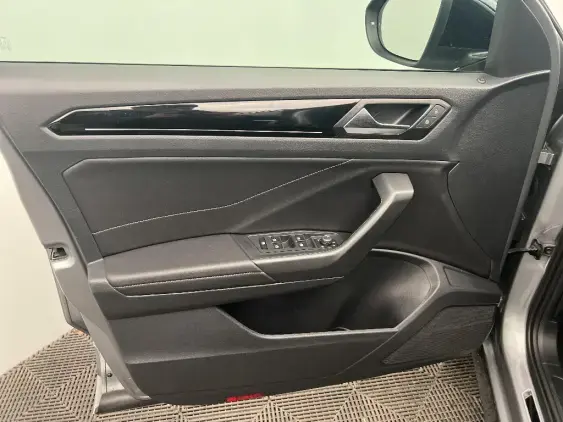 VOLKSWAGEN T-ROC - voiture d'occasion - Photo 19