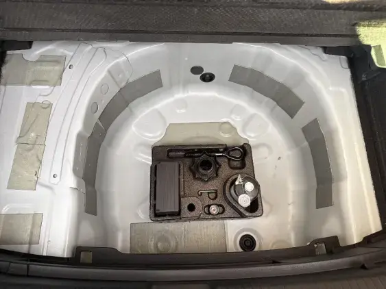 VOLKSWAGEN POLO VI - voiture d'occasion - Photo 16