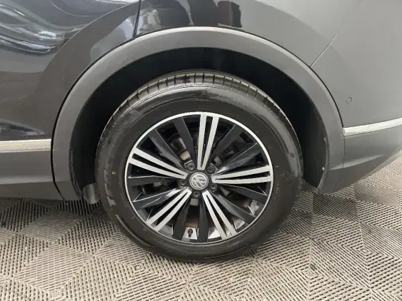 VOLKSWAGEN TIGUAN II - voiture d'occasion - Photo 22