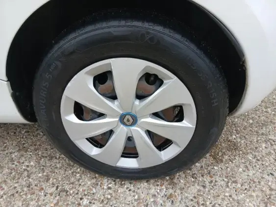 RENAULT ZOE - voiture d'occasion - Photo 23