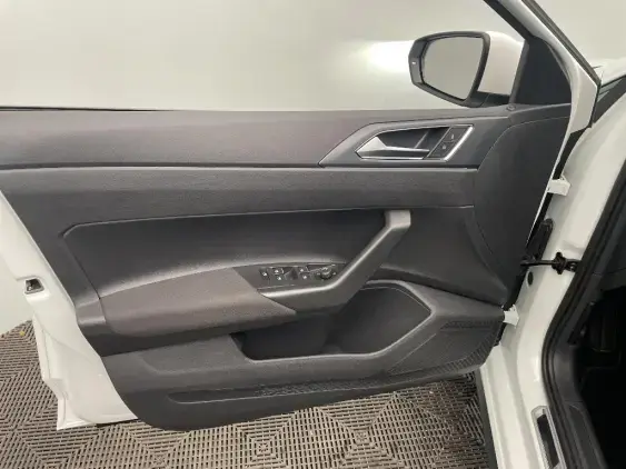 VOLKSWAGEN POLO VI - voiture d'occasion - Photo 18