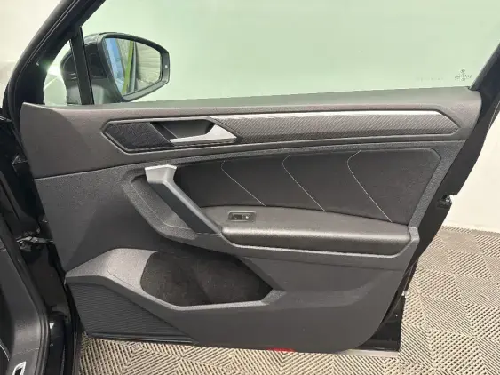 VOLKSWAGEN TIGUAN II - voiture d'occasion - Photo 20