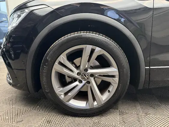 VOLKSWAGEN TIGUAN II - voiture d'occasion - Photo 23