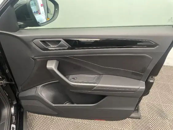 VOLKSWAGEN T-ROC - voiture d'occasion - Photo 20