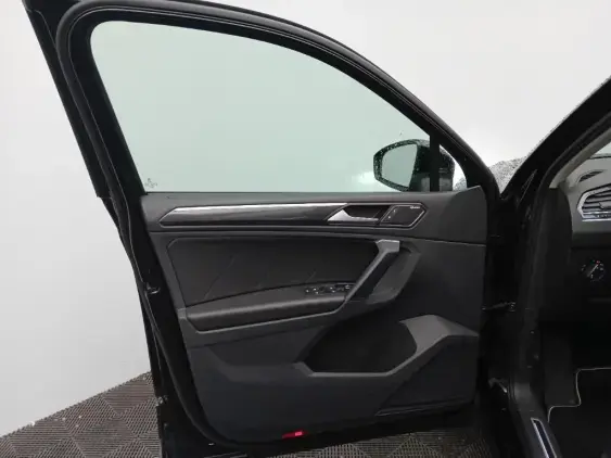 VOLKSWAGEN TIGUAN II - voiture d'occasion - Photo 19