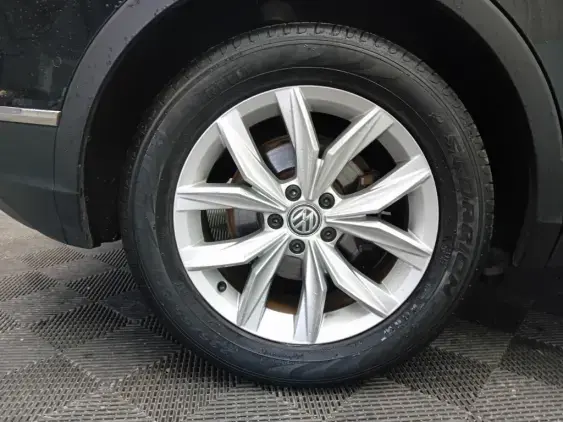 VOLKSWAGEN TIGUAN II - voiture d'occasion - Photo 25