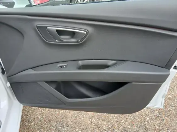 SEAT LEON III - voiture d'occasion - Photo 20