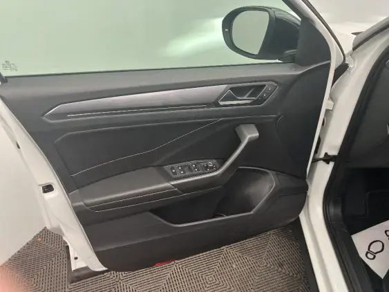 VOLKSWAGEN T-ROC - voiture d'occasion - Photo 18