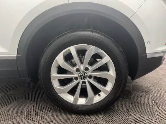 VOLKSWAGEN T-ROC - voiture d'occasion - Photo 23