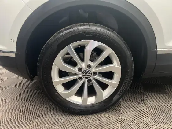 VOLKSWAGEN T-ROC - voiture d'occasion - Photo 24