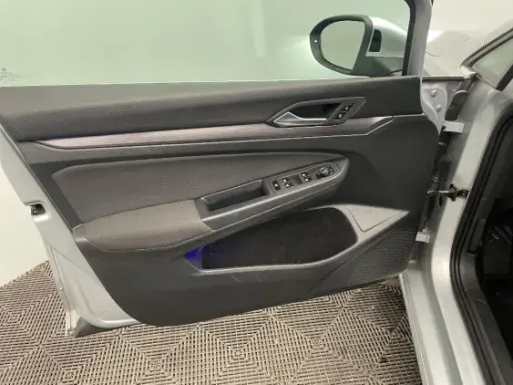 VOLKSWAGEN GOLF VIII - voiture d'occasion - Photo 18