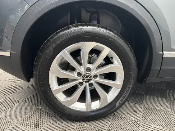 VOLKSWAGEN T-ROC - voiture d'occasion - Photo 25