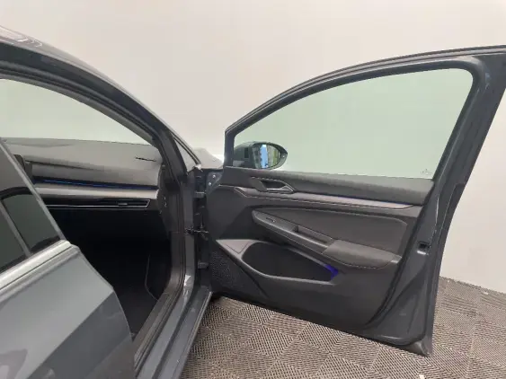 VOLKSWAGEN GOLF VIII - voiture d'occasion - Photo 19