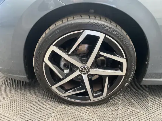 VOLKSWAGEN GOLF VIII - voiture d'occasion - Photo 21