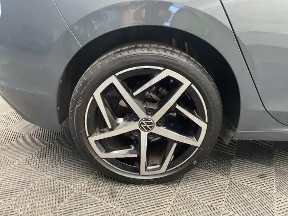 VOLKSWAGEN GOLF VIII - voiture d'occasion - Photo 23