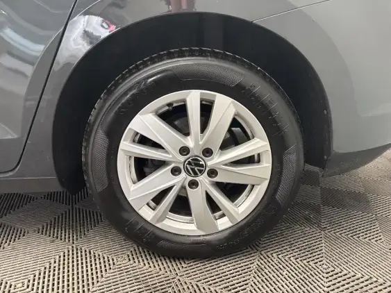 VOLKSWAGEN TOURAN III - voiture d'occasion - Photo 23