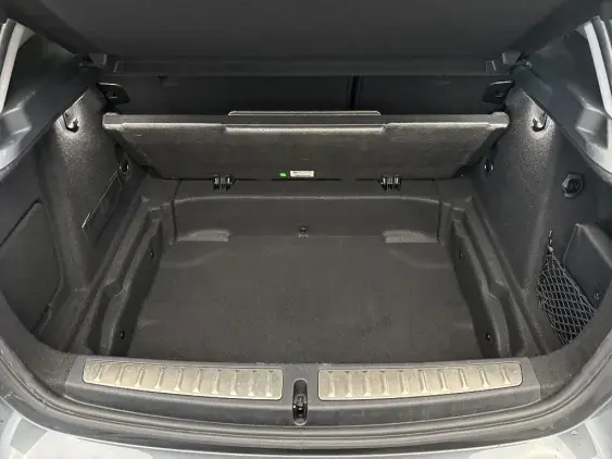 BMW SERIE 1 F40 - voiture d'occasion - Photo 17