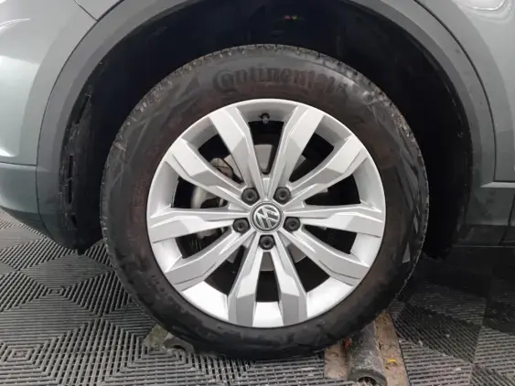 VOLKSWAGEN T-ROC - voiture d'occasion - Photo 23