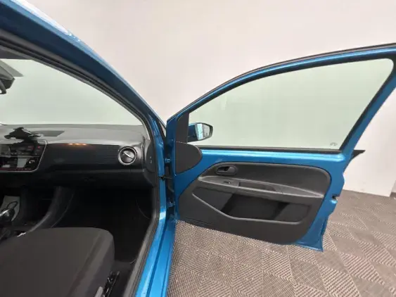 VOLKSWAGEN E-UP! II - voiture d'occasion - Photo 19