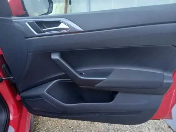 VOLKSWAGEN POLO VI - voiture d'occasion - Photo 20