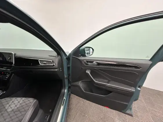 VOLKSWAGEN T-ROC - voiture d'occasion - Photo 19