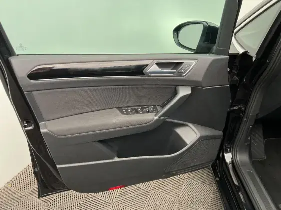 VOLKSWAGEN TOURAN III - voiture d'occasion - Photo 19