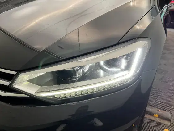 VOLKSWAGEN TOURAN III - voiture d'occasion - Photo 22