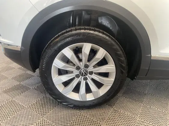 VOLKSWAGEN T-ROC - voiture d'occasion - Photo 23