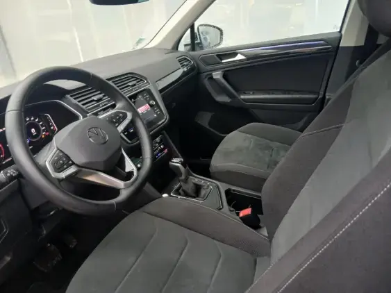 VOLKSWAGEN TIGUAN II - voiture d'occasion - Photo 18