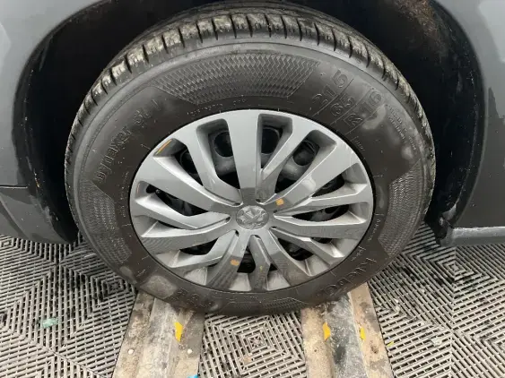 PEUGEOT RIFTER - voiture d'occasion - Photo 23