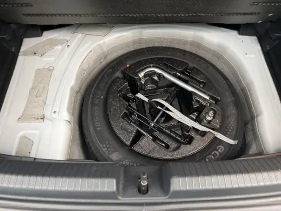 VOLKSWAGEN POLO VI - voiture d'occasion - Photo 17