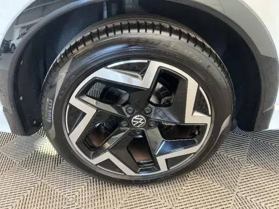 VOLKSWAGEN TIGUAN III - voiture d'occasion - Photo 25