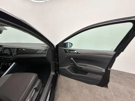 VOLKSWAGEN POLO VI - voiture d'occasion - Photo 20