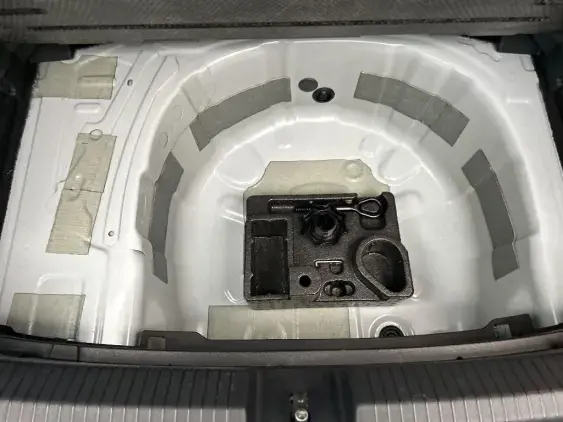 VOLKSWAGEN POLO VI - voiture d'occasion - Photo 17