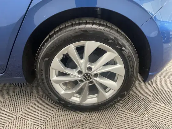 VOLKSWAGEN POLO VI - voiture d'occasion - Photo 22