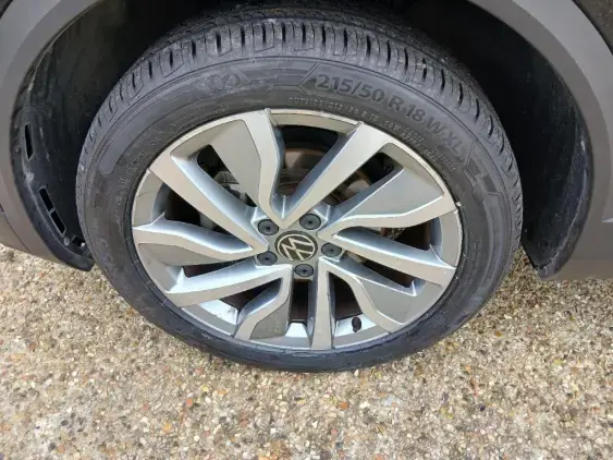 VOLKSWAGEN T-ROC - voiture d'occasion - Photo 23