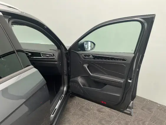 VOLKSWAGEN T-ROC - voiture d'occasion - Photo 19