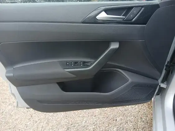 VOLKSWAGEN POLO VI - voiture d'occasion - Photo 19