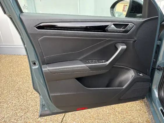 VOLKSWAGEN T-ROC - voiture d'occasion - Photo 18