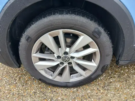 VOLKSWAGEN T-CROSS - voiture d'occasion - Photo 23