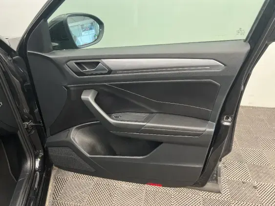 VOLKSWAGEN T-ROC - voiture d'occasion - Photo 20