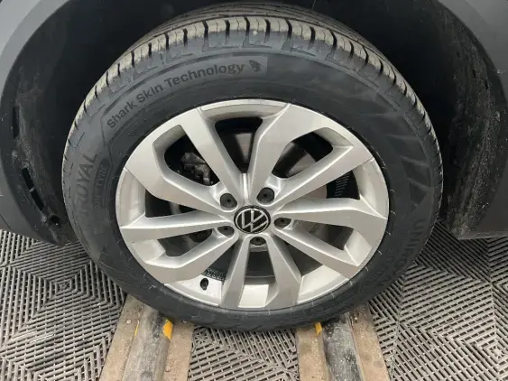 VOLKSWAGEN T-ROC - voiture d'occasion - Photo 23