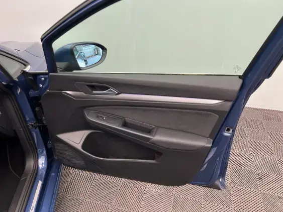 VOLKSWAGEN GOLF VIII - voiture d'occasion - Photo 20