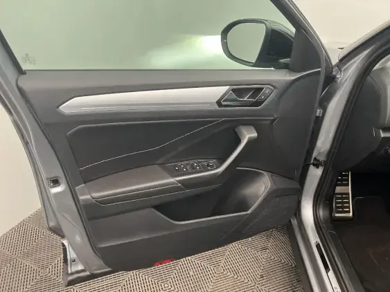 VOLKSWAGEN T-ROC - voiture d'occasion - Photo 19