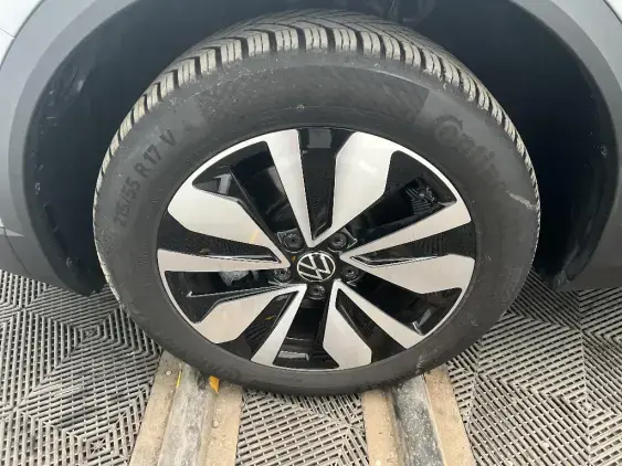 VOLKSWAGEN T-ROC - voiture d'occasion - Photo 23