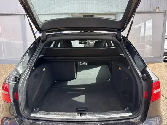 AUDI A4 AVANT V - voiture d'occasion - Photo 16