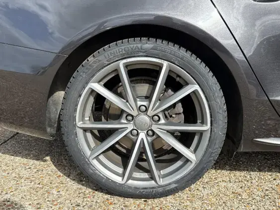 AUDI A4 AVANT V - voiture d'occasion - Photo 25