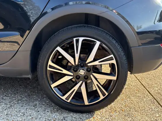 SEAT ARONA - voiture d'occasion - Photo 24