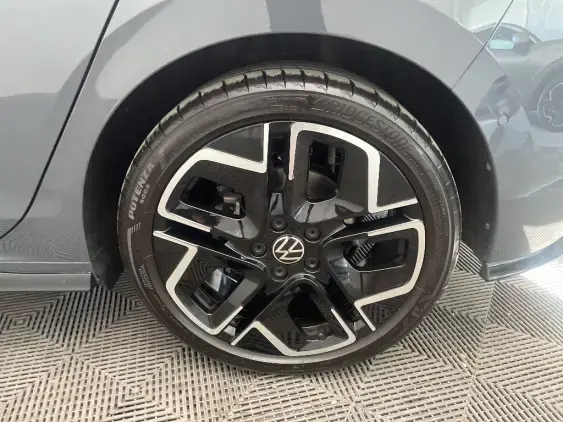 VOLKSWAGEN GOLF VIII - voiture d'occasion - Photo 22